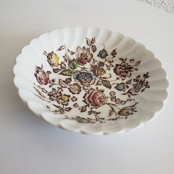 #Staffordshire Bouquet Johnson Bros Hand-engraving Small Bowl Vintage - Picture 9 of 10
